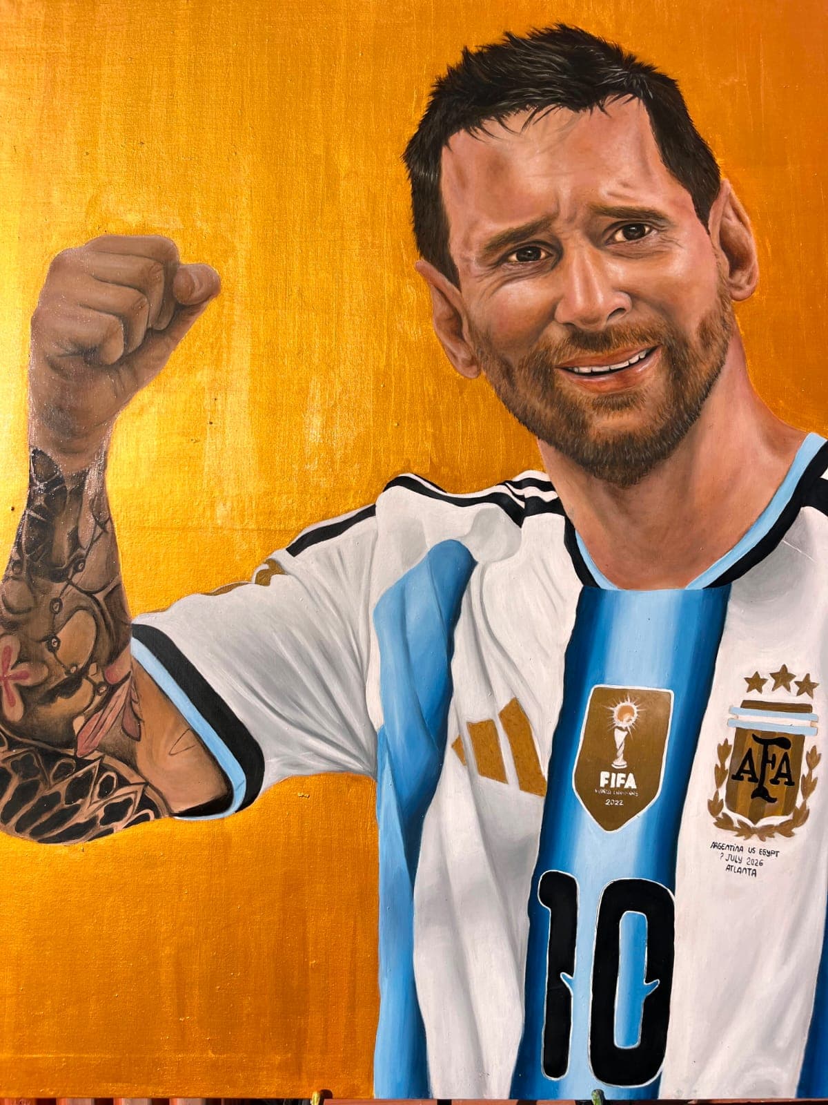Detalle de Messi 2026 pintado a mano